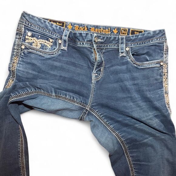 Rock Revival Yui Easy Boot Jeans Women’s 34 Embellished Fleur Pockets - Picture 2 of 8